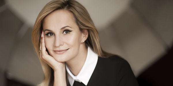 MONIKA ABSOLONOVÁ a ONDŘEJ HÁJEK a hosté